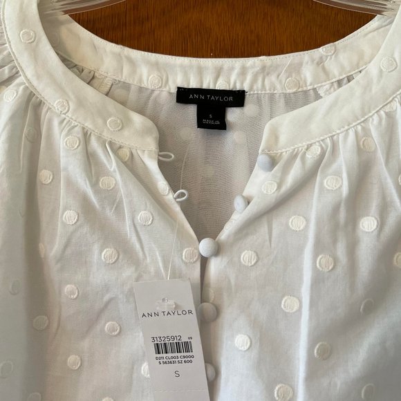 Ann Taylor Swiss Dot Flutter Sleeve Top size S - Picture 4 of 6